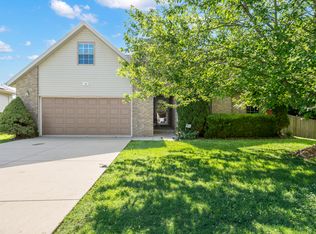 702 W Chandler Dr, Willard, MO 65781