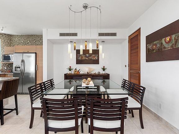 3rd image of 9000 Rio Mar #263