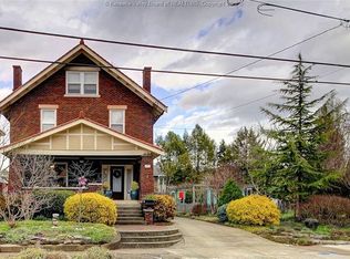 1532 Virginia St E, Charleston, WV 25311