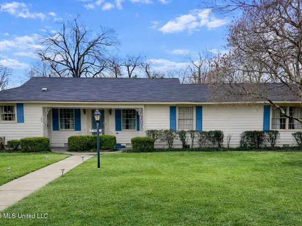 301 W Harding Ave, Greenwood, MS 38930