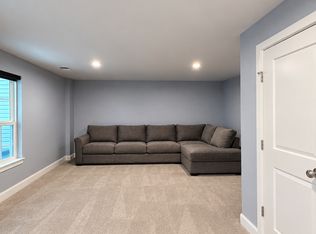 58 Peacock Cir, Sewell, NJ 08080