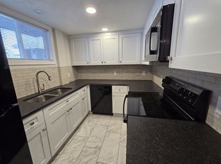 5518 Cedar St #3, Omaha, NE 68106