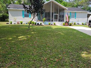 30 Country Squire Dr, Paisley, FL 32767