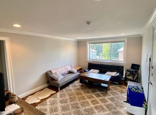 9 Lowell Ave APT 2, Watertown, MA 02472