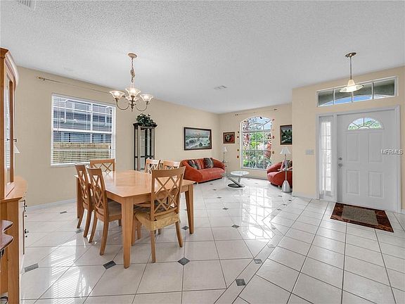 4th image of 1310 Royal Saint George Dr
