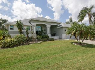 8811 Woodgate Dr, Fort Myers, FL 33908