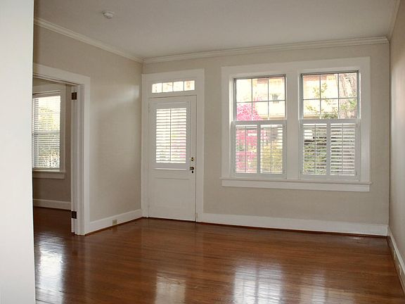 3rd image of 10 Manly St Unit 1B