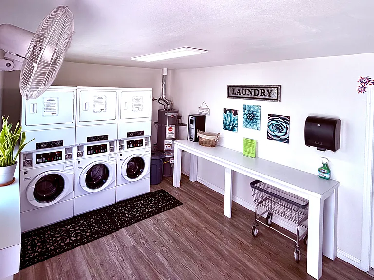 1511 W Redlands Blvd #8 — Photo 8