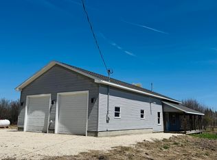 6597 S Riverside Dr, Sault Sainte Marie, MI 49783