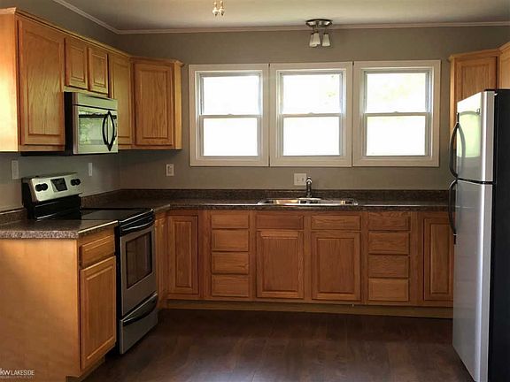 4th image of 622 Brynford Ave
