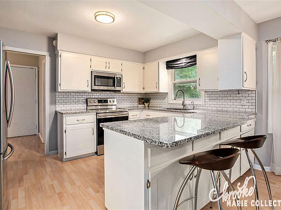 5th image of 5095 Weeping Willow Dr SE