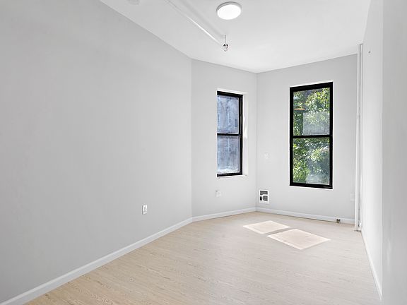 3rd image of 465 W 147th St #6