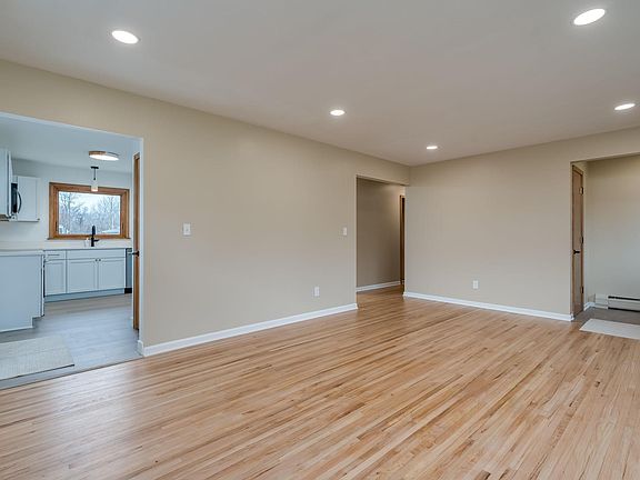 4th image of 120 Wilson Way