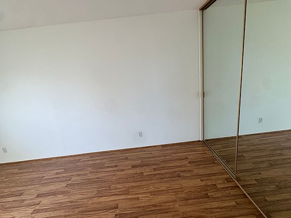 5th image of 6106 College Ave