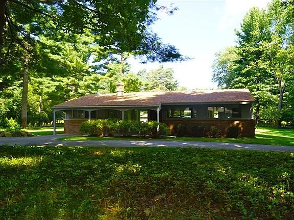 3rd image of 3340 Woodlea Dr