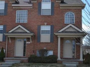 6371 Waldon Center Dr #1, Clarkston, MI 48346