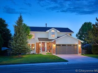 2309 Plain View Rd, Cheyenne, WY 82009