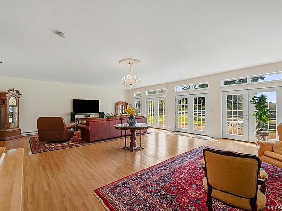 5th image of 232 Maybrook Road