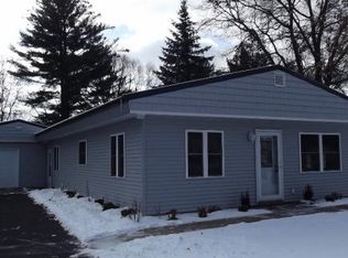 W8889 Oak Ave, Shawano, WI 54166