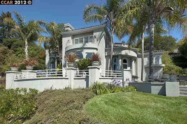 201 Pacific Ave photo 1