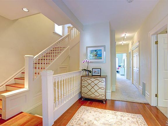 4th image of 34 Bulkley Ave