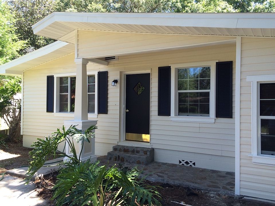 Front entrance-1