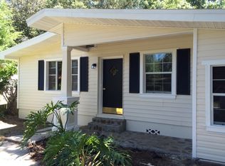 611 Tangerine St, Tavares, FL 32778