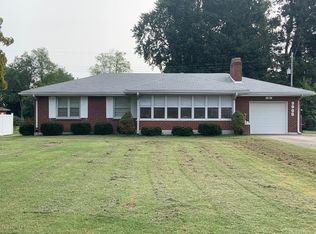 9905 3rd Street Rd, Louisville, KY 40272