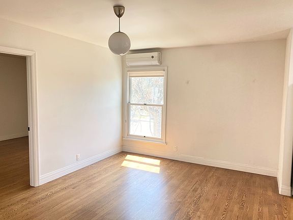 4th image of 2191 El Sereno Ave #14