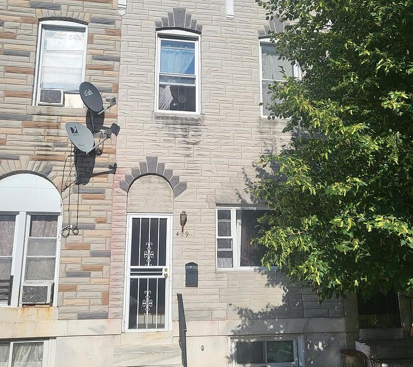 1st image of 429 N Lakewood Ave