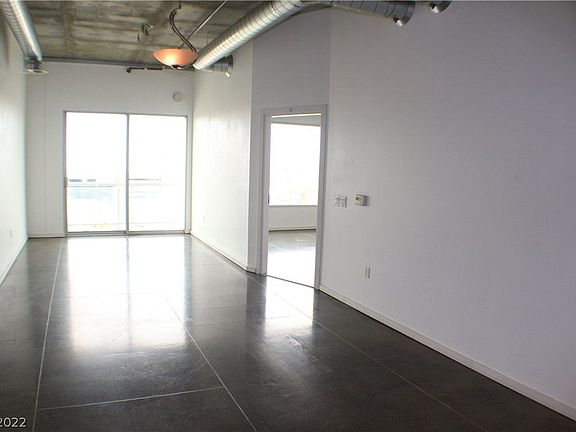 3rd image of 900 Las Vegas Blvd S Unit 1003