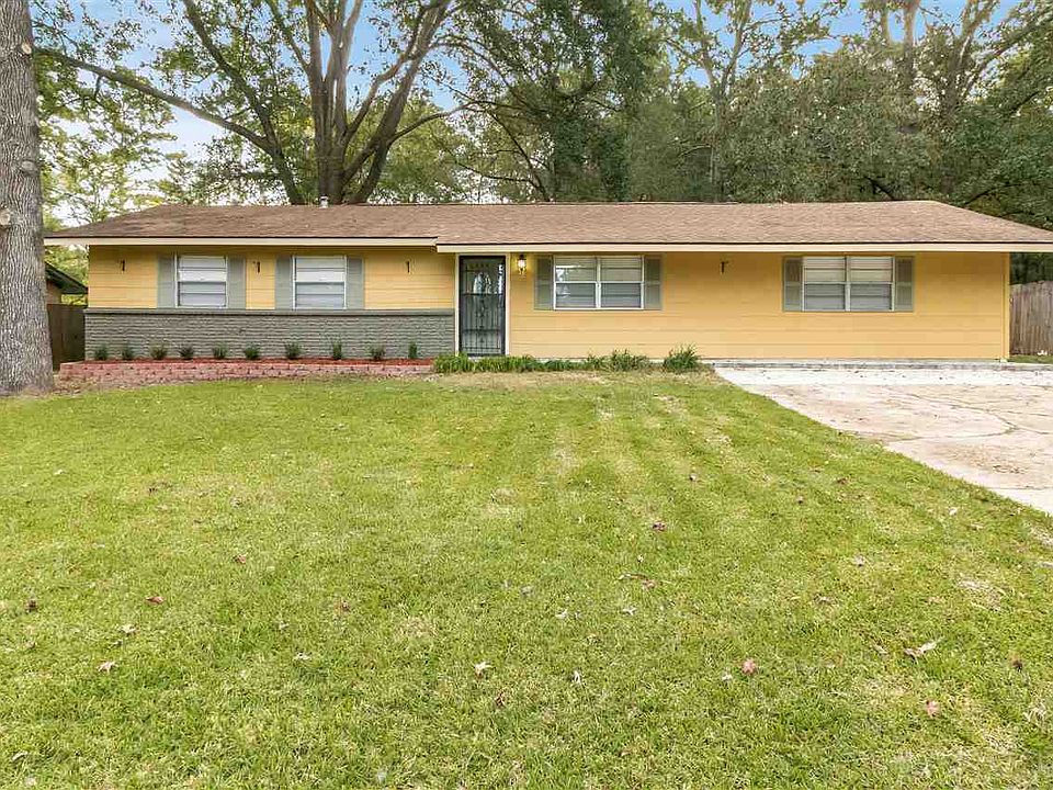 1st image of 3414 E Lisa Dr