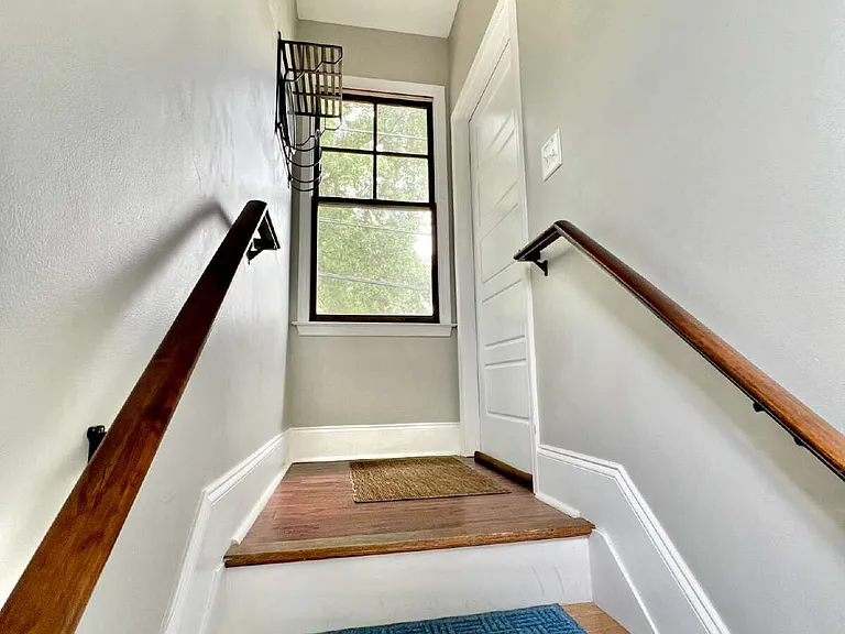 2637 Chesterfield Ave #B — Photo 6