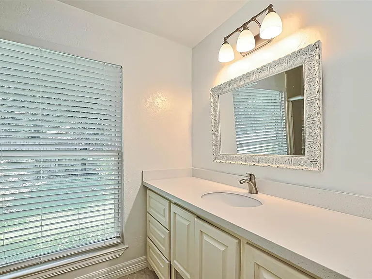 2922 Lakefield Way — Photo 25