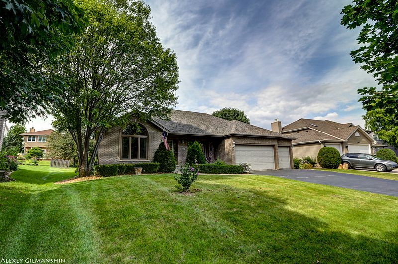 1st image of 568 Lavina Dr