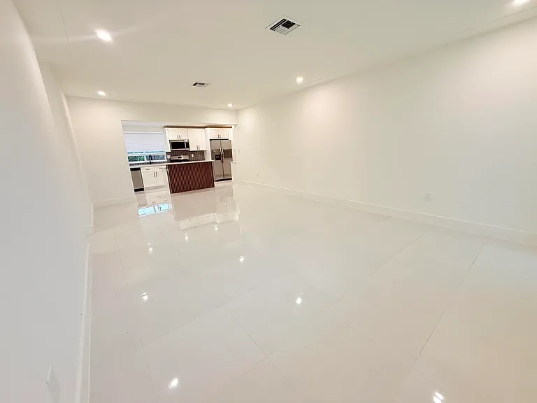 345 Pinehurst Rd — Photo 6