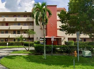 Rolling Green Condo, Miami, FL 33179