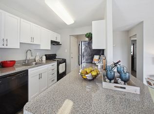 4085 Warner Ave #W4094-C2, Hyattsville, MD 20784