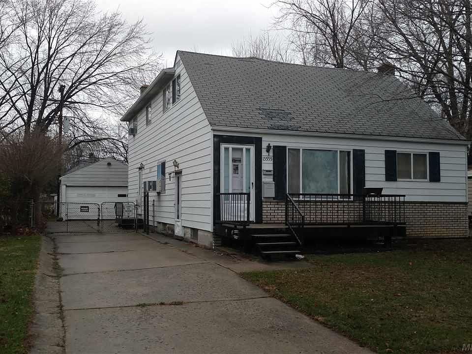 1st image of 15555 Evergreen Ave