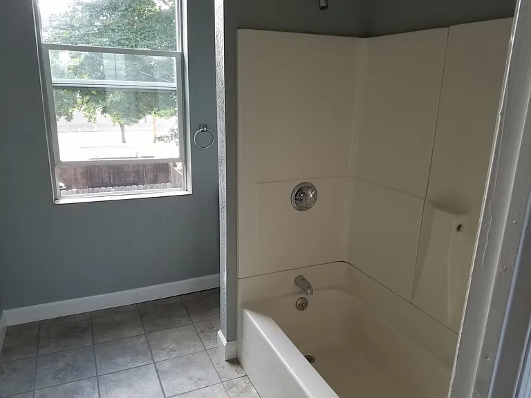 619 Tripoli St #2 — Photo 12
