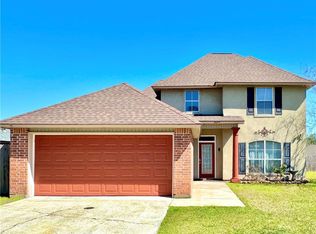 26158 Glenbrooke Dr, Denham Springs, LA 70726