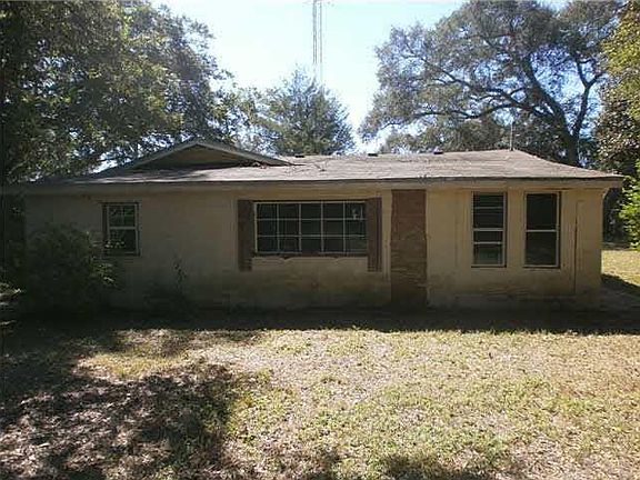2nd image of 210 NW Loretta St