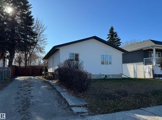 4745 49th Ave, Drayton Valley, AB T7A1J3