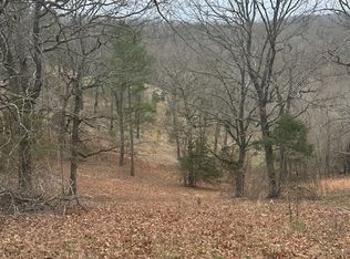 2 County Road 152, Eureka Springs, AR 72632