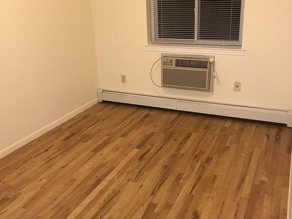 5th image of 35-19 33rd St #2A