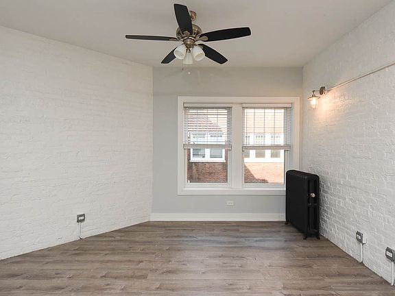 5th image of 1059 W Glenlake Ave #N3