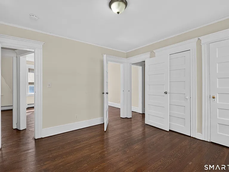 40-44 Vine St #3 — Photo 9