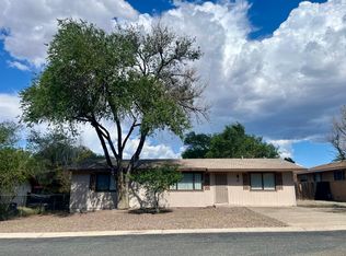 27 Thompson Dr, Prescott, AZ 86305