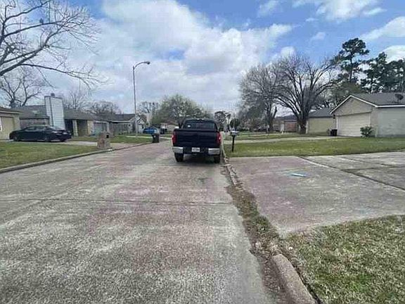 4th image of 13114 Nature Trl