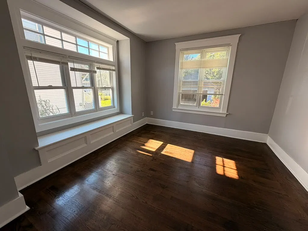 5 bed, 3.5 bath, $4,000 — Photo 2